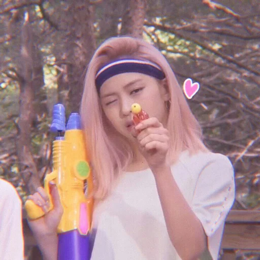 😍 Стикер «itzy ryujin» для Telegram
