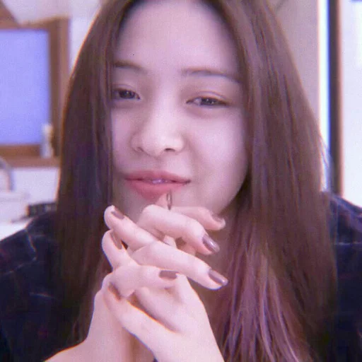 🙂 Стикер «itzy ryujin» для Telegram