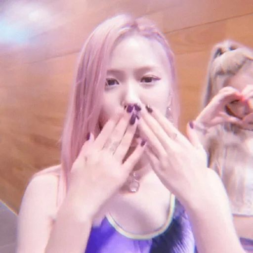 🤧 Стикер «itzy ryujin» для Telegram