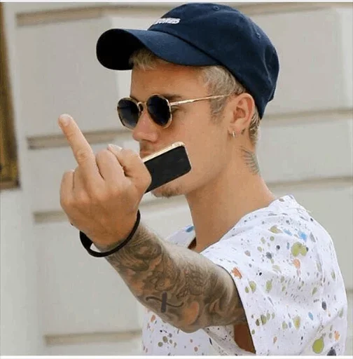 🤗 Стикер «Bieber mood» для Telegram