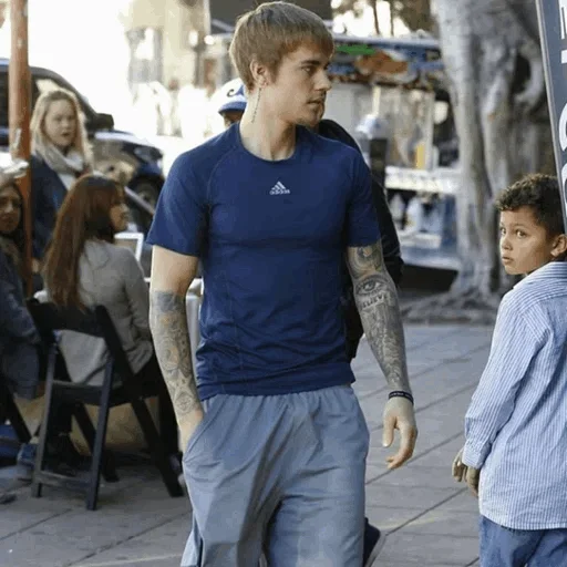 🤗 Стикер «Bieber mood» для Telegram