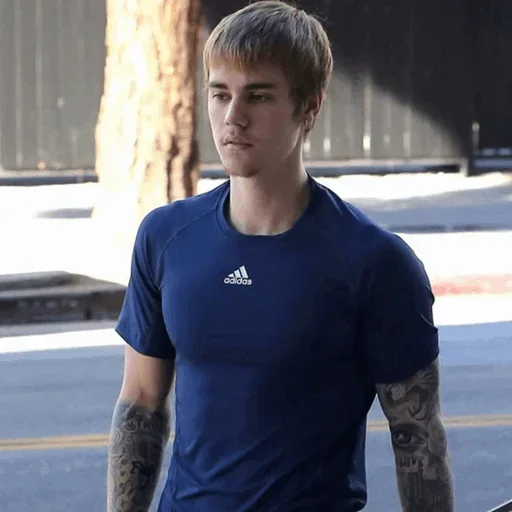 🤗 Стикер «Bieber mood» для Telegram
