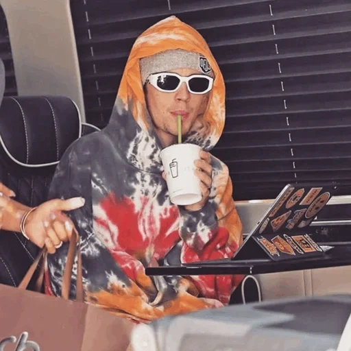 🤗 Стикер «Bieber mood» для Telegram