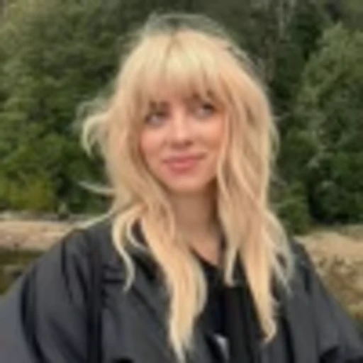 Стикер 8 Billie Eilish