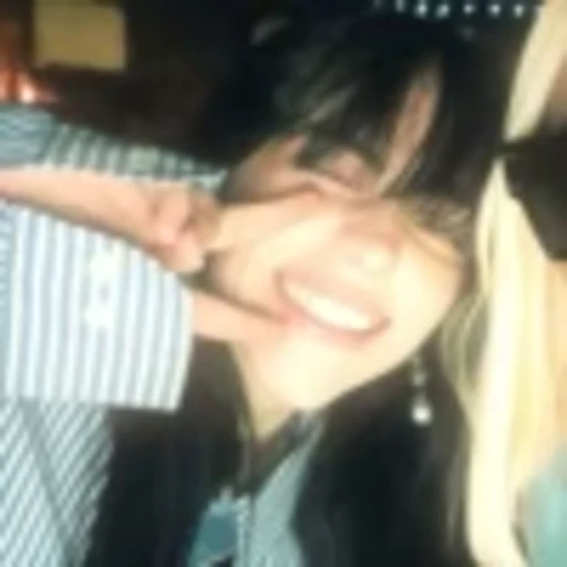 Стикер 13 Billie Eilish