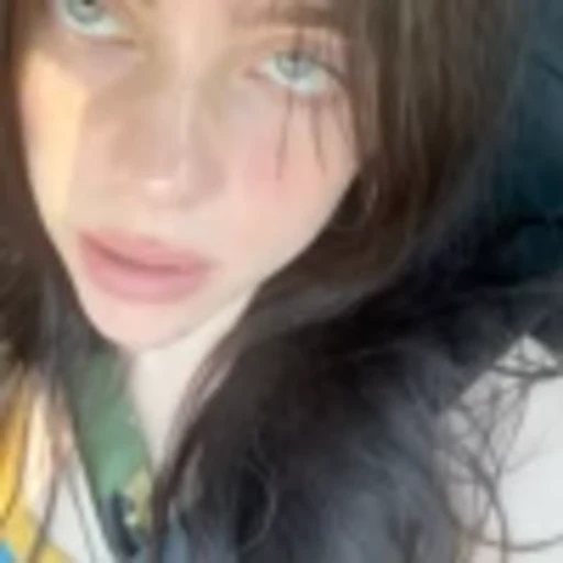 Стикер 28 Billie Eilish