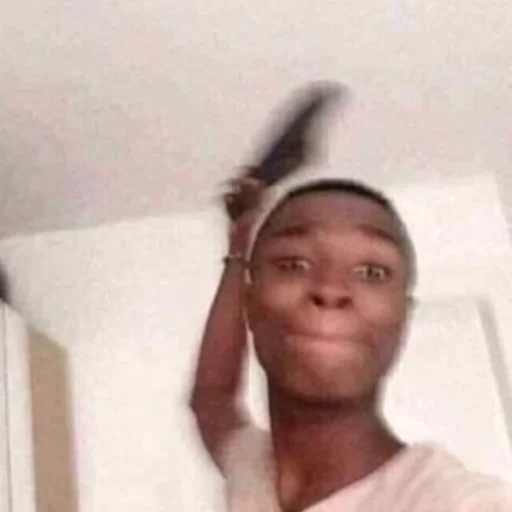 😤 Стикер «binch» для Telegram