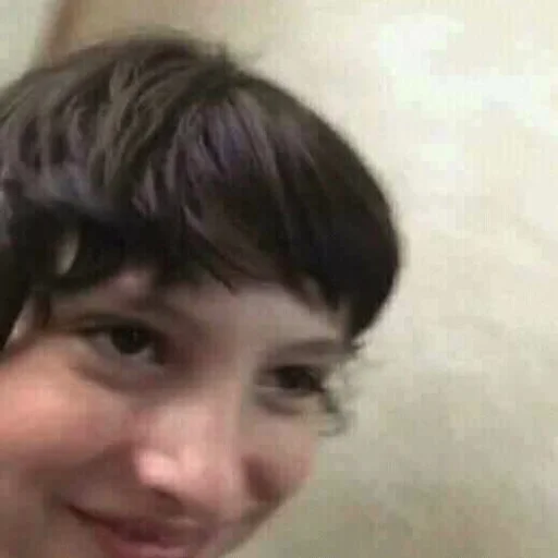 🥴 Стикер «binch» для Telegram