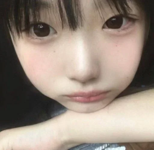 🍓 Стикер «Nn» для Telegram