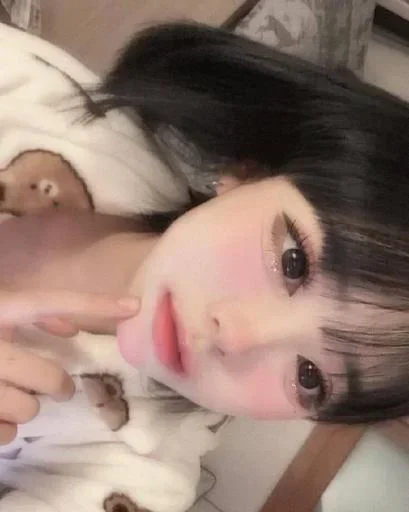 🍓 Стикер «Nn» для Telegram