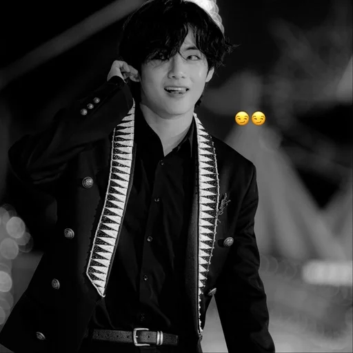 🖤 Стикер «black taehyung» для Telegram