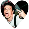 Стикер 6 🖤 YUNGBLUD рок-музыкант и тоже в сердечках