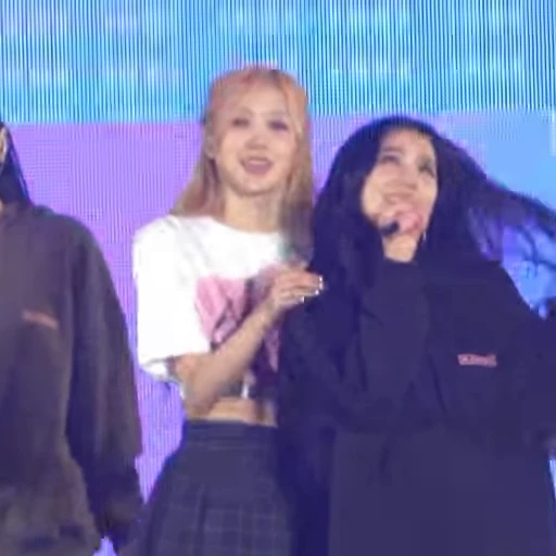 👩‍❤️‍💋‍👩 Стикер «BLACKPINK» для Telegram