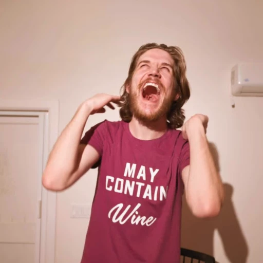 😄 Стикер «Bo Burnham’s INSIDE» для Telegram