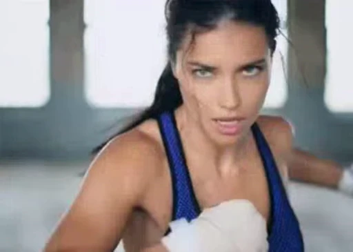 🥊 Стикер «Boxing» для Telegram
