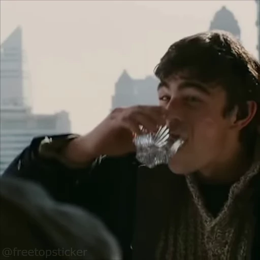 🥃 Стикер «Брат 2» для Telegram
