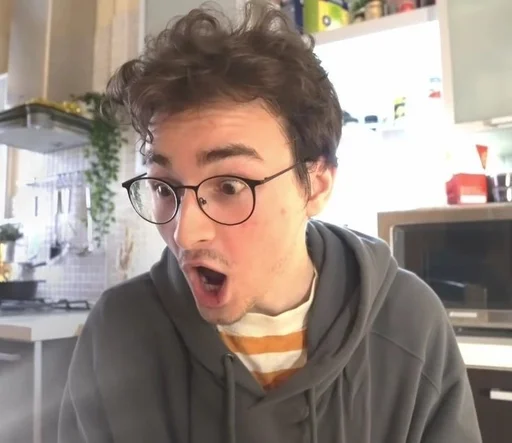 😱 Стикер «Брайн и настя 2» для Telegram