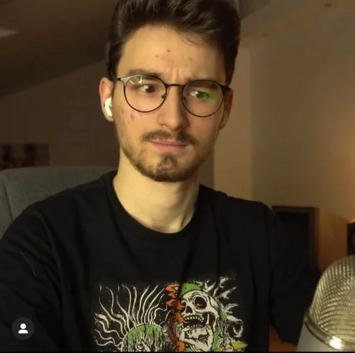 😳 Стикер «Брайн и настя 2» для Telegram