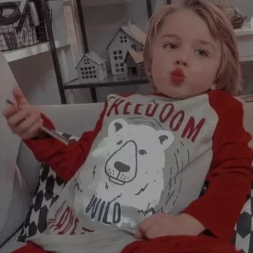 😗 Стикер «чилдрен» для Telegram