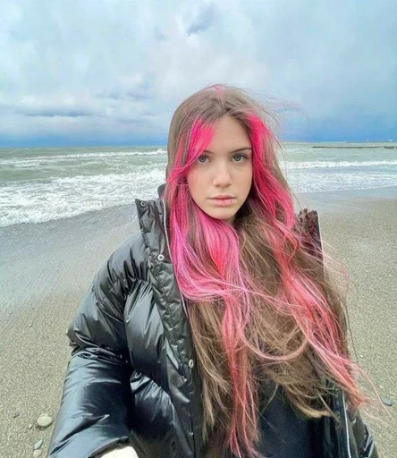 😶 Стикер «акулич» для Telegram