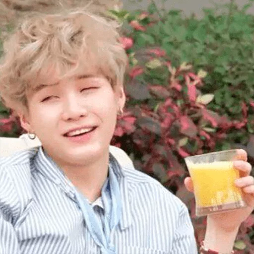 😏 Стикер «BTS&;s Derp Face» для Telegram