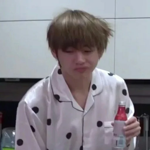 😴 Стикер «btsdoza kpop» для Telegram