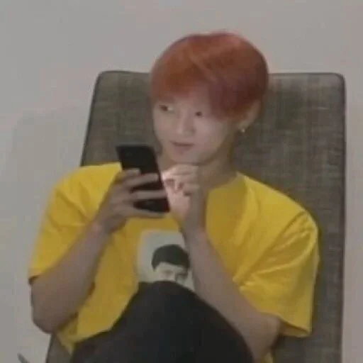 😋 Стикер «btsdoza kpop» для Telegram