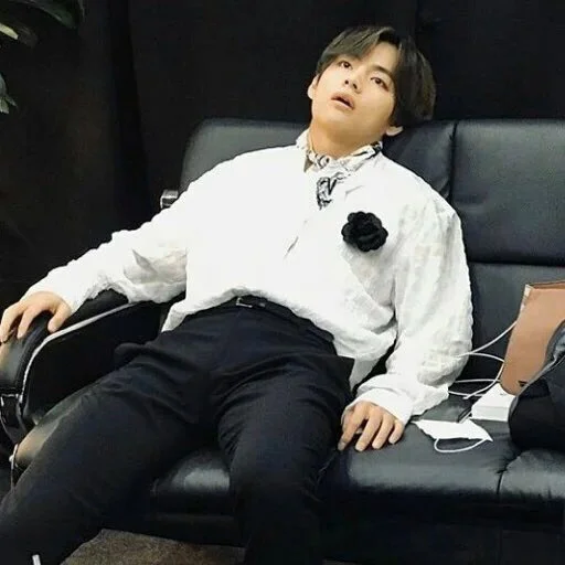 😦 Стикер «btsdoza kpop» для Telegram