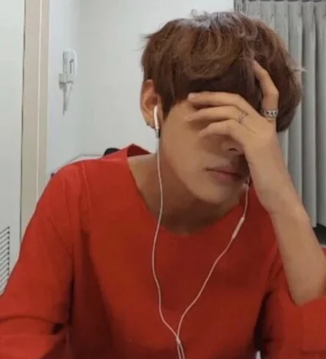 🙄 Стикер «btsdoza kpop» для Telegram