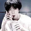 Стикер 11 🌈 Смайлики с BTS