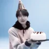 Стикер 27 🌈 Смайлики с BTS