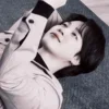 Стикер 39 🌈 Смайлики с BTS