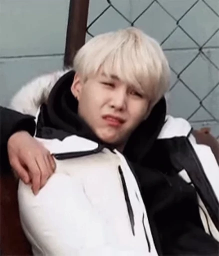 🤨 Стикер «BTS Reactions» для Telegram