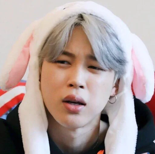 🙄 Стикер «БЭТЭЭС (BTS)» для Telegram