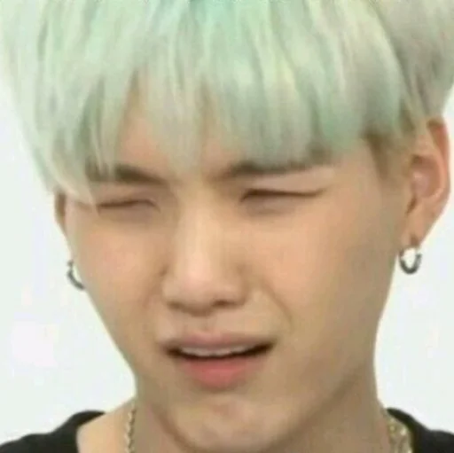 😾 Стикер «БЭТЭЭС (BTS)» для Telegram