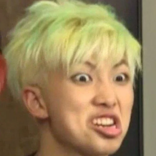 😝 Стикер «БЭТЭЭС (BTS)» для Telegram