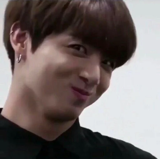 😏 Стикер «БЭТЭЭС (BTS)» для Telegram
