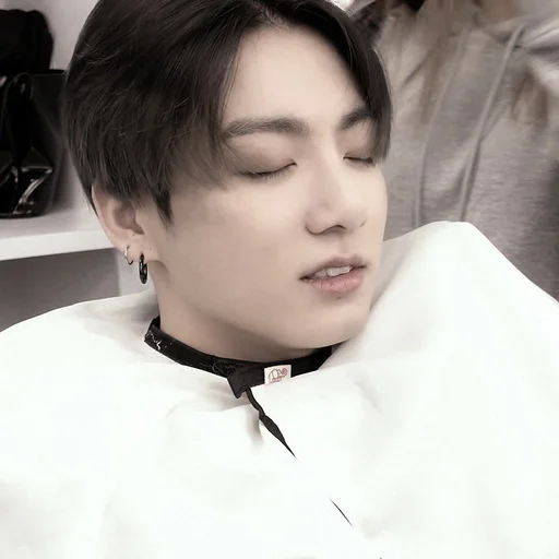 ▪ Стикер «jungkook bts» для Telegram