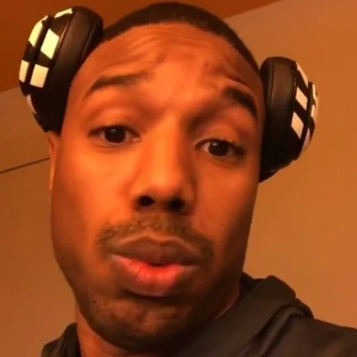 🤩 Стикер «Michael B Jordan» для Telegram