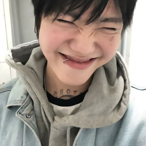 ☄️ Стикер «ָ ֙⋆ bloo» для Telegram