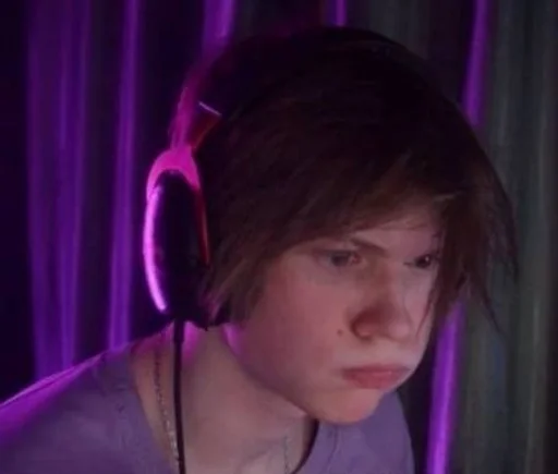 😤 Стикер «twitch band» для Telegram