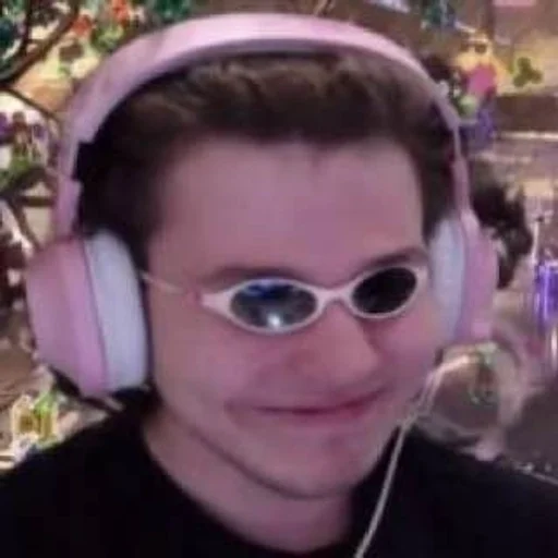 😎 Стикер «twitch band» для Telegram
