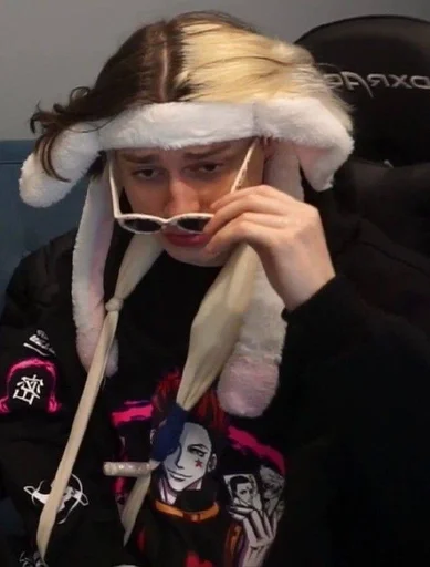 🤨 Стикер «twitch band» для Telegram