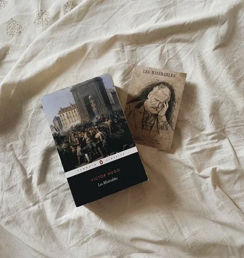 🌫 Стикер «haunted house» для Telegram