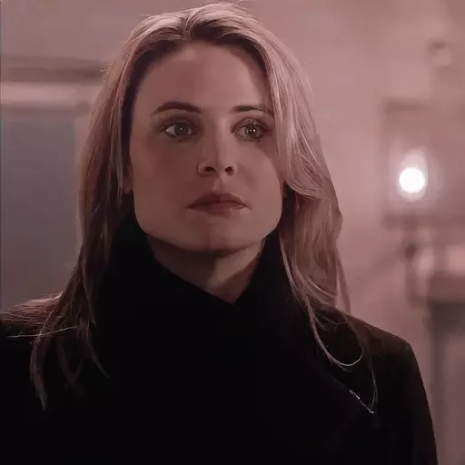 😇 Стикер «camille oconnell» для Telegram