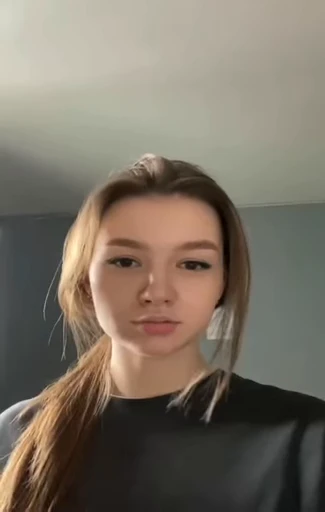 💞 Стикер «GIRLS» для Telegram