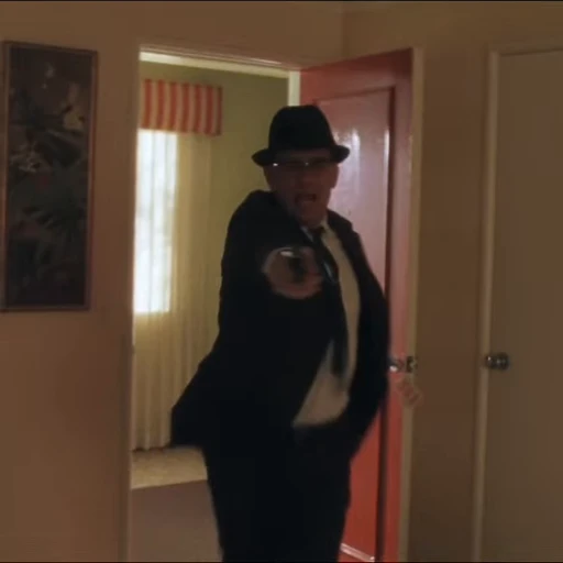 🔫 Стикер «Catch me if you can» для Telegram