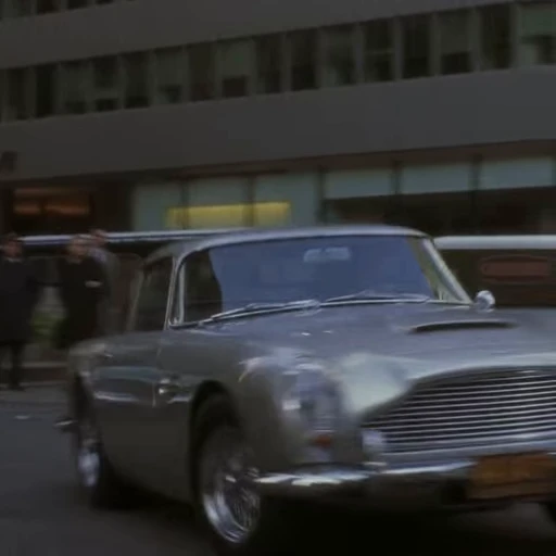 🚘 Стикер «Catch me if you can» для Telegram