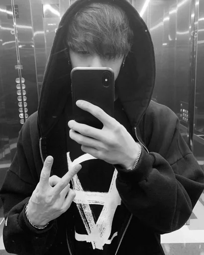 Стикерпак чб bang chan для Telegram