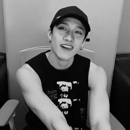 🐺 Стикер «чб bang chan» для Telegram